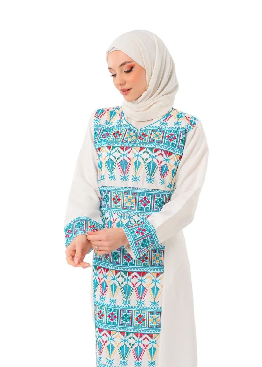 ثوب فلسطيني أبيض بتطريز أزرق 5